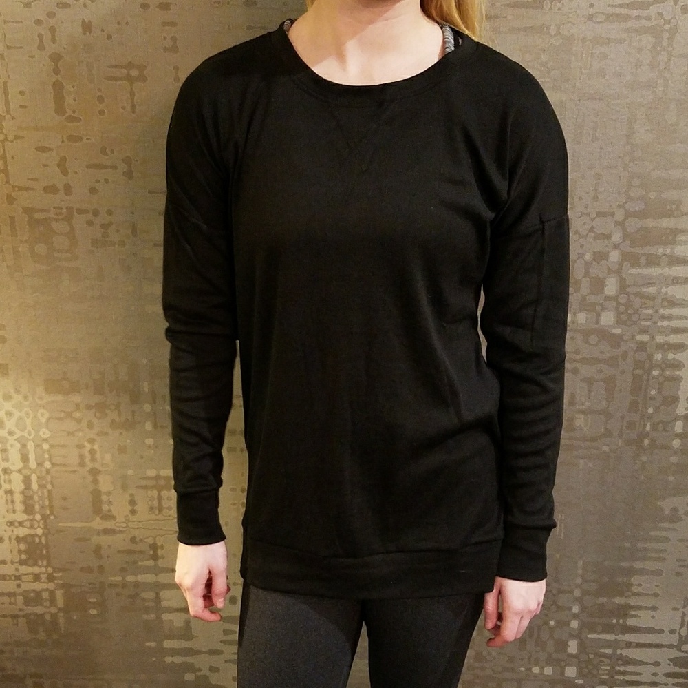 NWT Women's Side Split Crew Neck Pullover